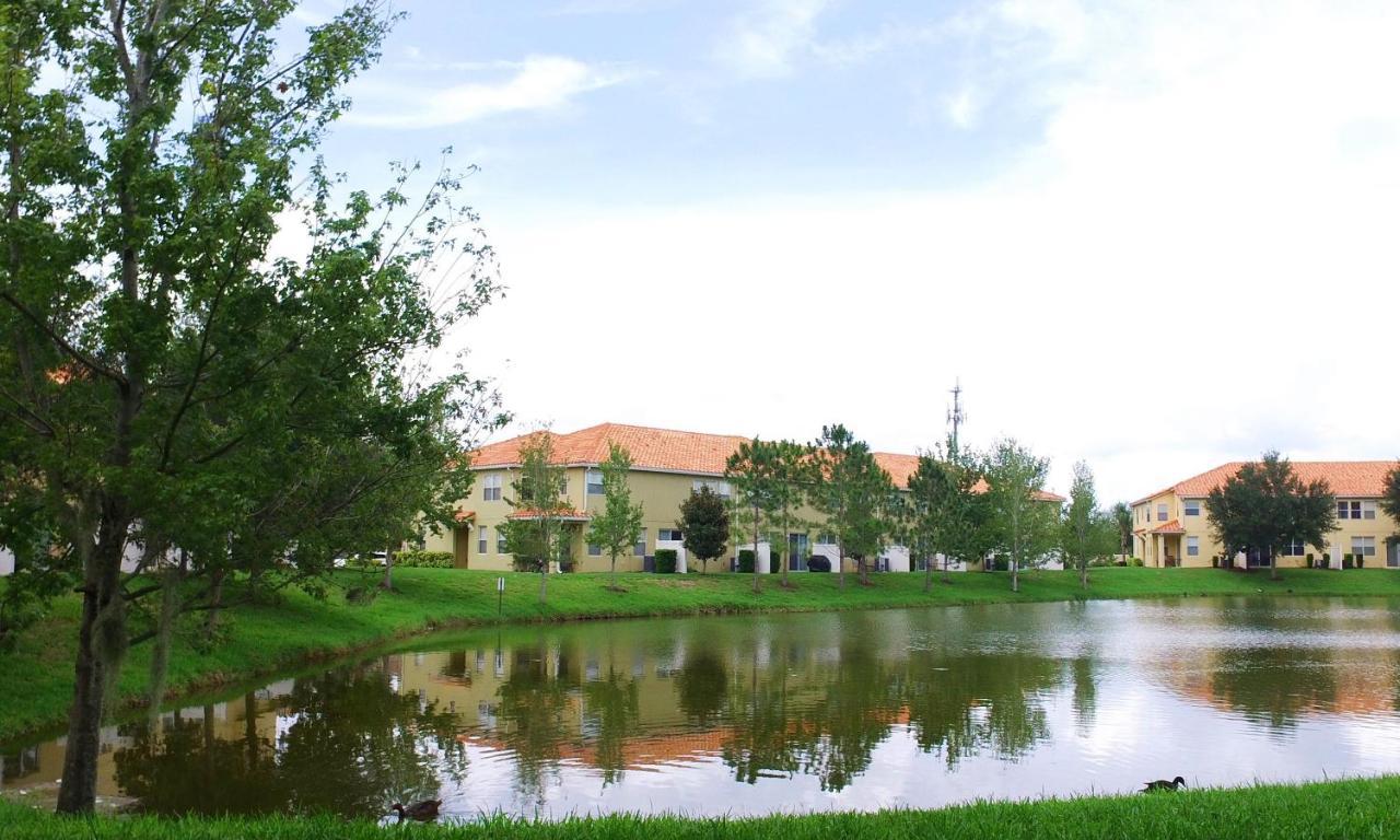 Four Bedrooms Townhome 5127 Kissimmee Exterior photo